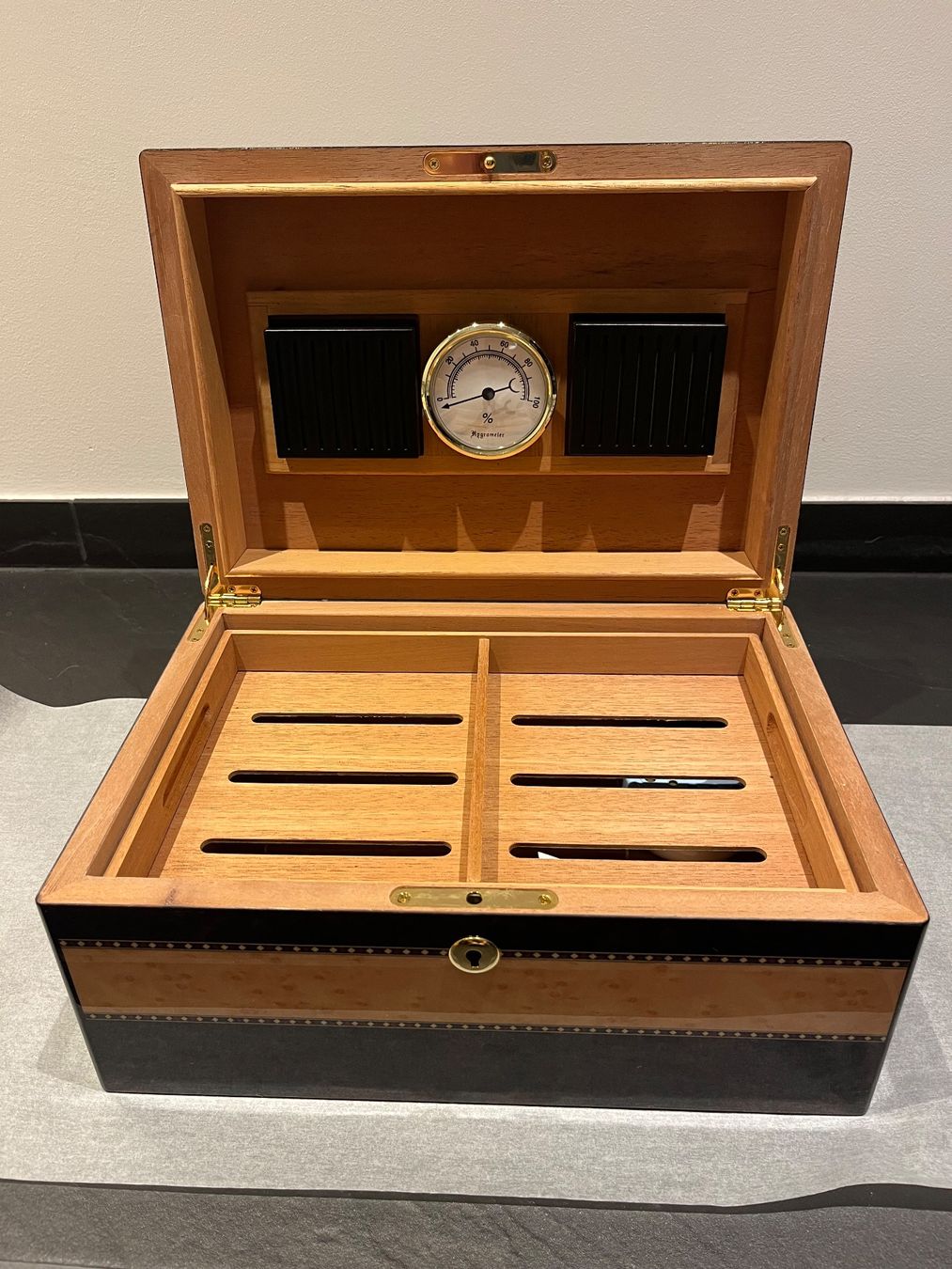 Humidificateurs: Humidor – Neuf (Voir description) à Pfäffikon SZ par MJTri 2