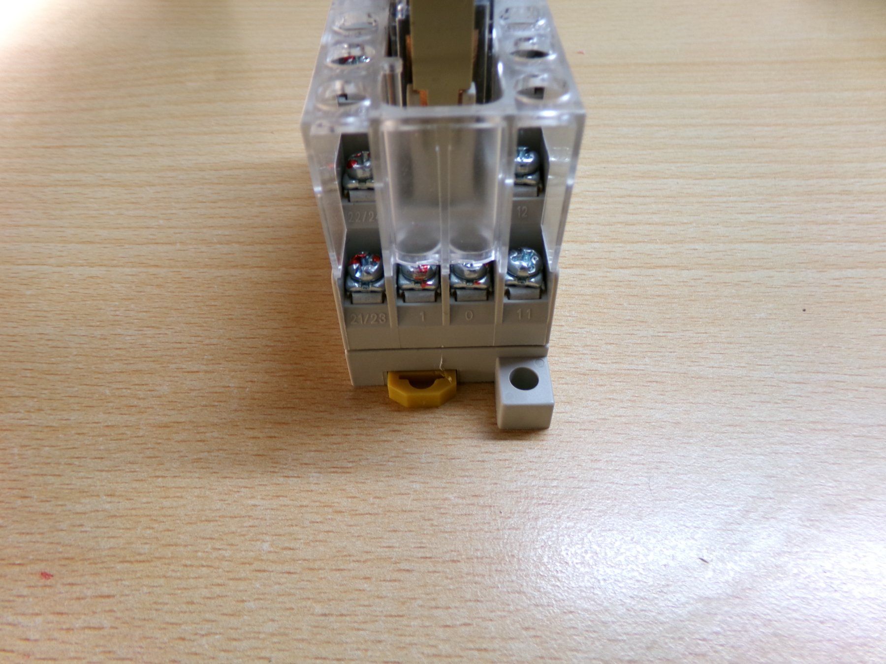 Omron Elektronikbauteile: Relais 24VDC Omron P7SA-14F-ND – Gebraucht aus Hombrechtikon von Maloev17 5