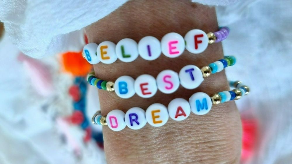 KELITCH Muschelperlen-Armband – Handgefertigtes Freundschaftsarmband Aus Miyuki-Perlen, Hellblau – Zarter Schmuck Für Damen
