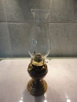 Antike Petroleumlampe