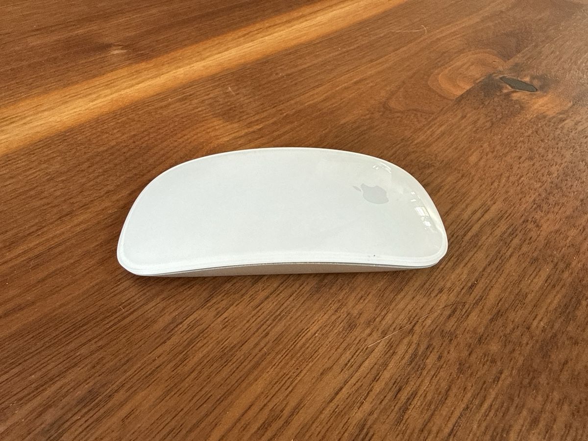 Apple Maus: Apple Magic Mouse Model A1657 – Gebraucht aus Bern von 4KSzxrEjtKm 1
