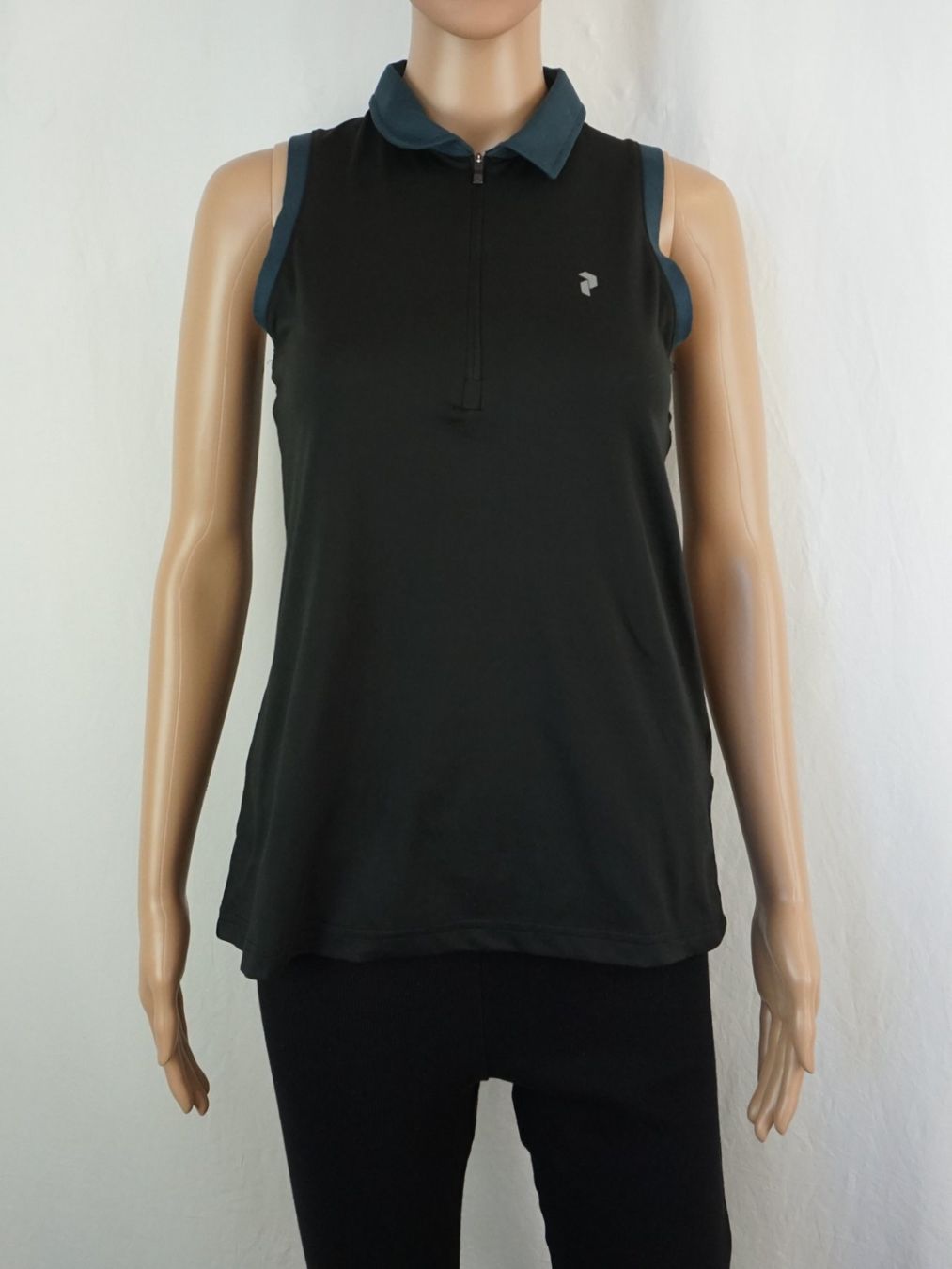 Peak Performance Top: Damen Sportoberteil Gr. S – Usato da Pratteln venduto da Restwert_Pratteln