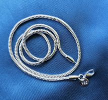 Schöne 925 versilberte Kette 50 cm / 1 Stück