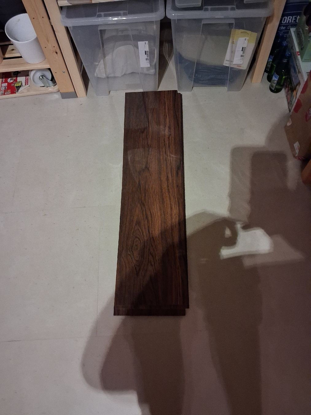 Rivestimenti per pavimenti: Interface Luxus Vinyl Fliese NAT WG-Chestnut, 25x100 cm – Usato da Näfels venduto da System12 2