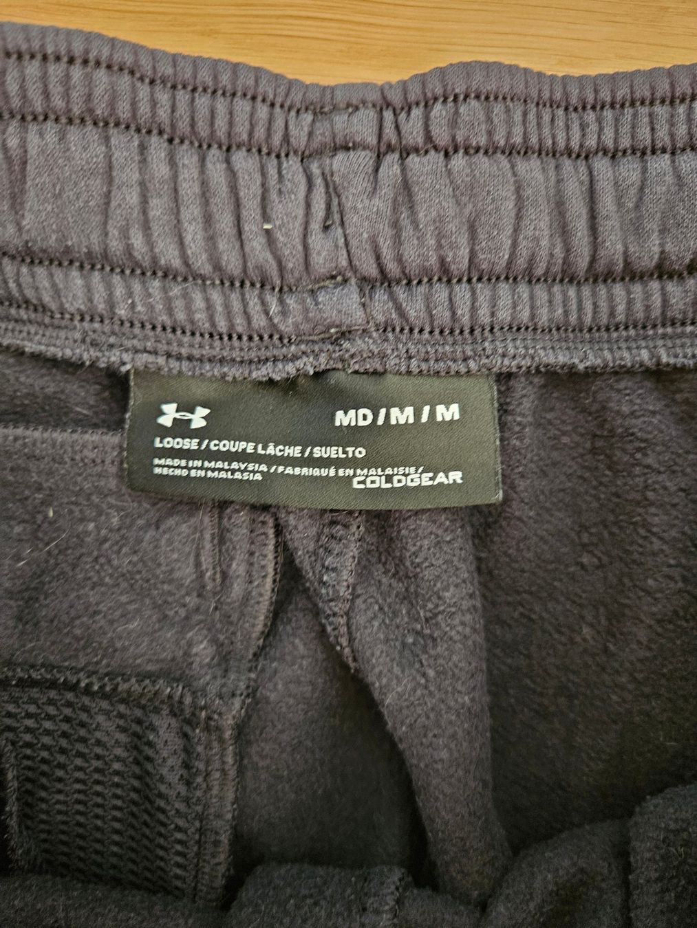 Under Armour Pantaloni: Trainerhose Herren, Under Armour, Gr. M – Usato da Liestal venduto da corneb 1