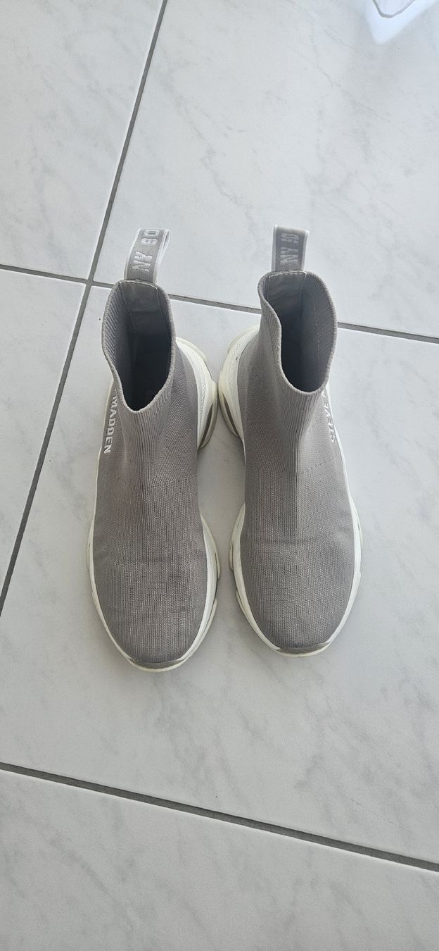 Steve Madden Chaussures femmes: Steve Madden Sneaker Gr. 38 – Neuf (Voir description) à Zürich par roc_sm7z