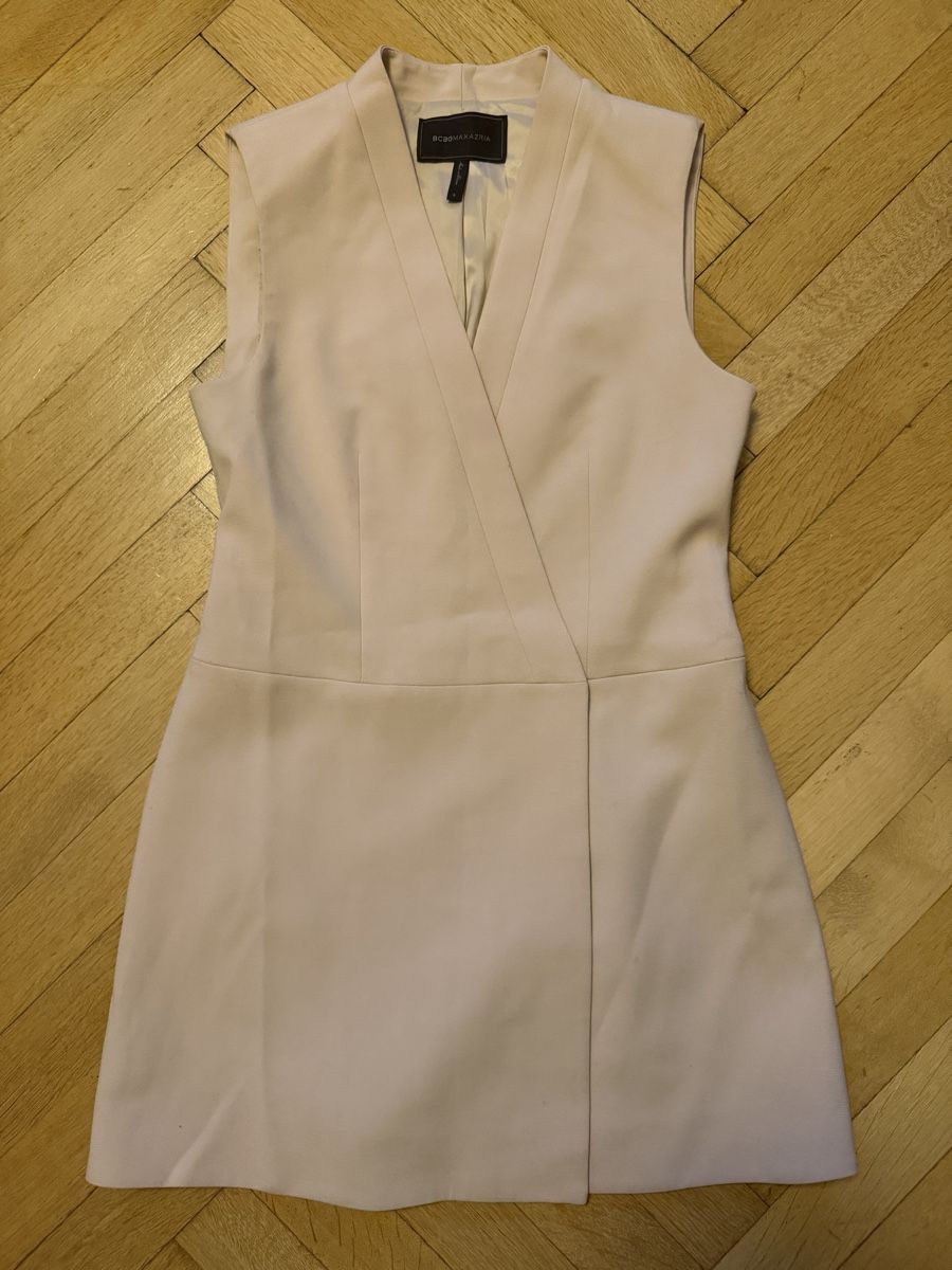 Vestiti: Robe BCBG Max Azria rose poudré nude - taille S – Usato da Lausanne venduto da Stephaniesdressing 1