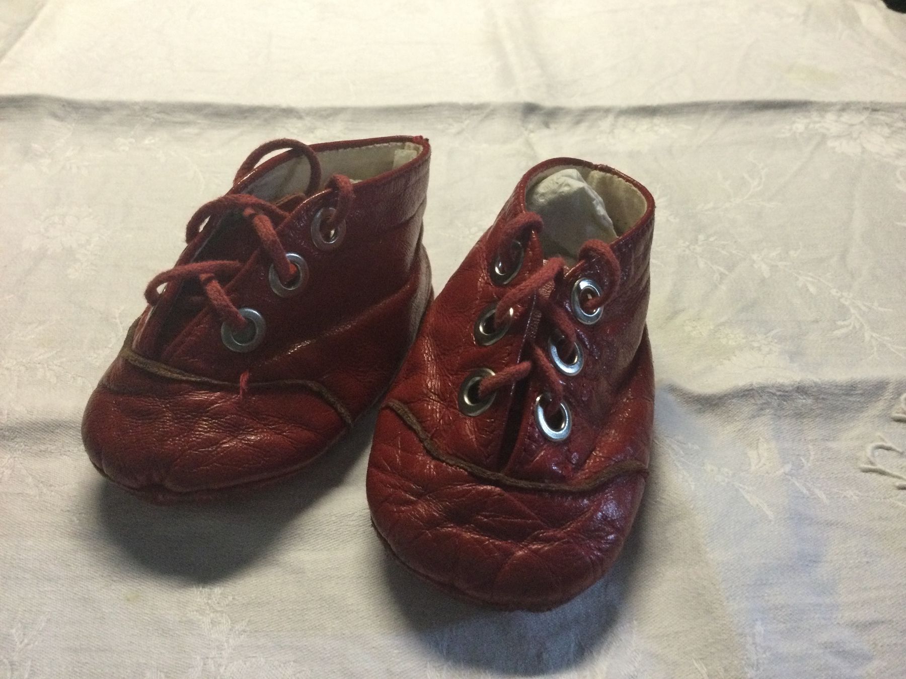 Puppen: Puppenschuhe – Gebraucht aus Münchenbuchsee von kruseli