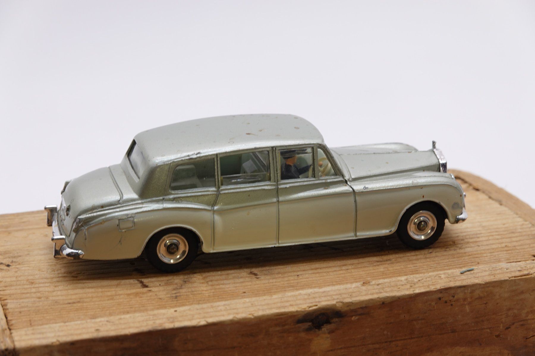 Dinky Toys Modellini d'auto: Rolce Royce Phantom Dinky Toys – Usato da Trin venduto da evolrof 2