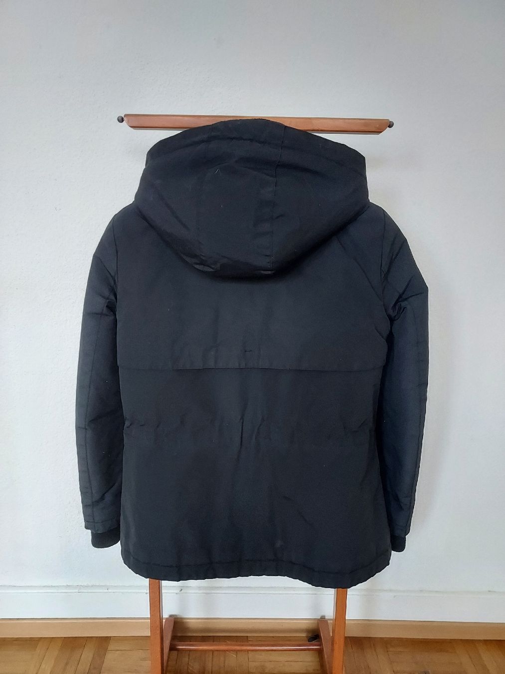Zara Giacche: Parka Zara Basic noir, doublure chaude, taille M – Usato da Lausanne venduto da Kitty_Friperie 2
