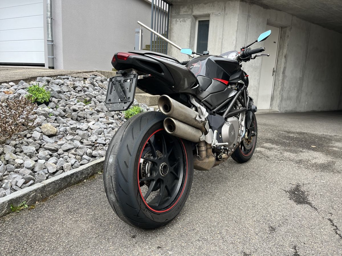 MV Agusta Strada: Mv Agusta B4 Brutale 910 – Usato da Dussnang venduto da rlm.Tech 3