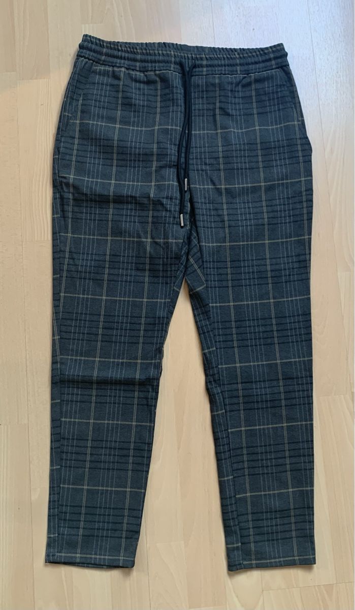 Hosen: Hose – Neu (gemäss Beschreibung) aus Herzogenbuchsee von est_778v