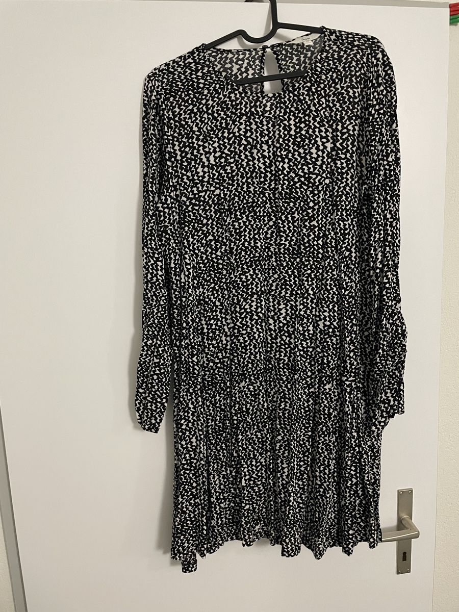 Vestiti: Kleid, Umstandsmode, Grösse M, Viskose – Usato da Pfäffikon ZH venduto da so.ni