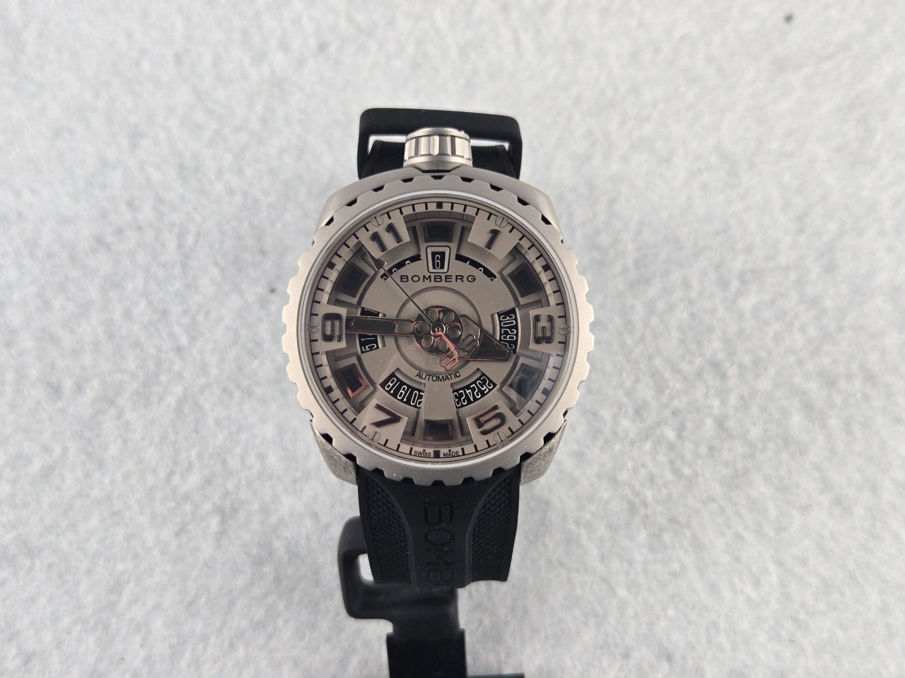 Bomberg Uhren: Bomberg Bolt 68 all Grey – Neu (gemäss Beschreibung) aus Chabrey von Horology 6