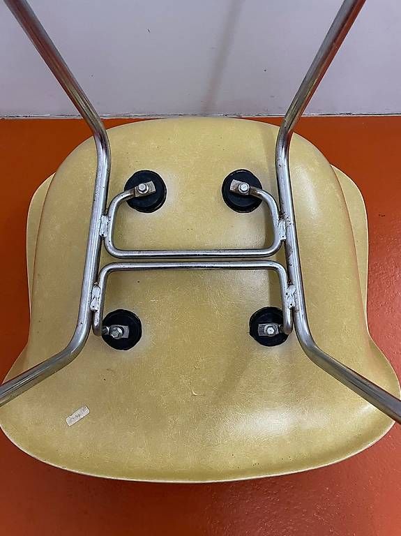 Sessel: Eames Armchair Ochre Light – Gebraucht aus hermrigen von Hasihasi2 2