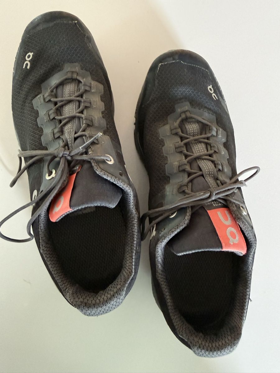 On Scarpe da uomo: On Turnschuh waterproof – Usato da Hinteregg venduto da Srams