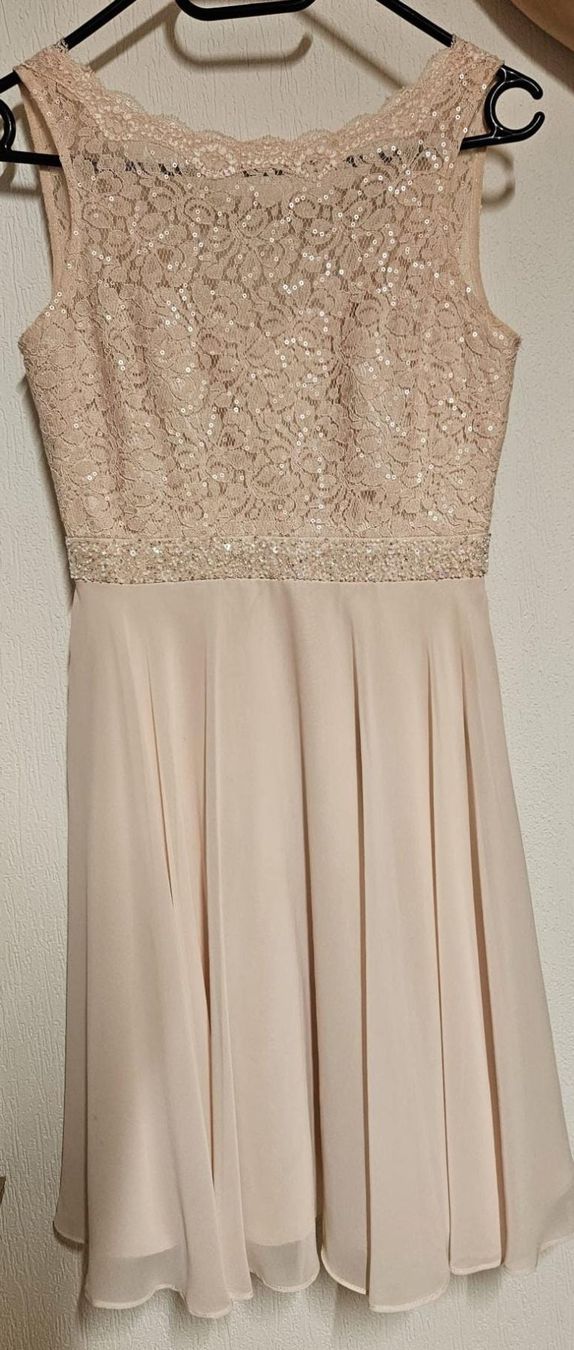 Vestiti: Sommerliches, elegantes Kleid – Usato da Dietschwil venduto da ca_gmuer 1