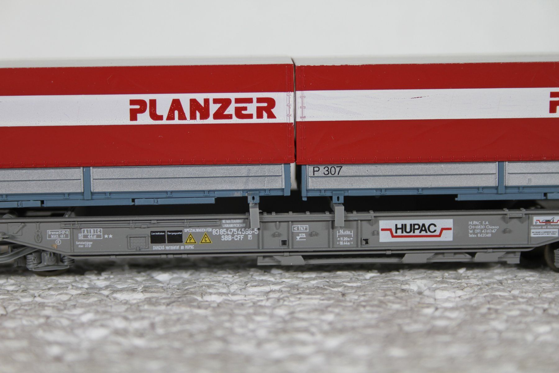 Roco Modellini di ferrovie: Roco 47027 SBB Taschenwagen Hupac Planzer – Usato da Triesen venduto da gleis8 2