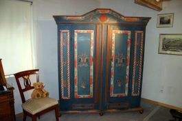 Barockschrank datiert 1783