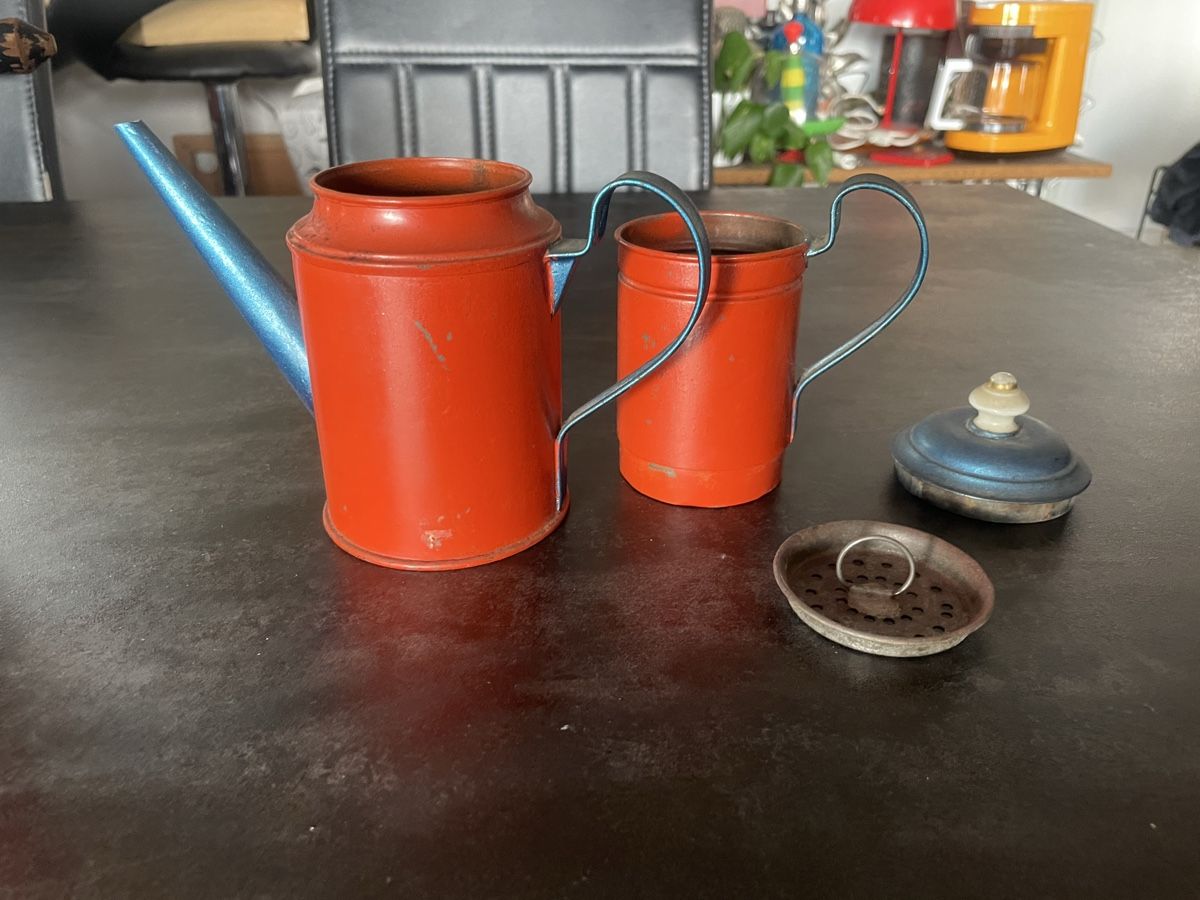 Macchine per caffè & Macchine per espresso: Cafetière Ancienne en Métal – Usato da Vallamand venduto da Bricbracbroc82 4