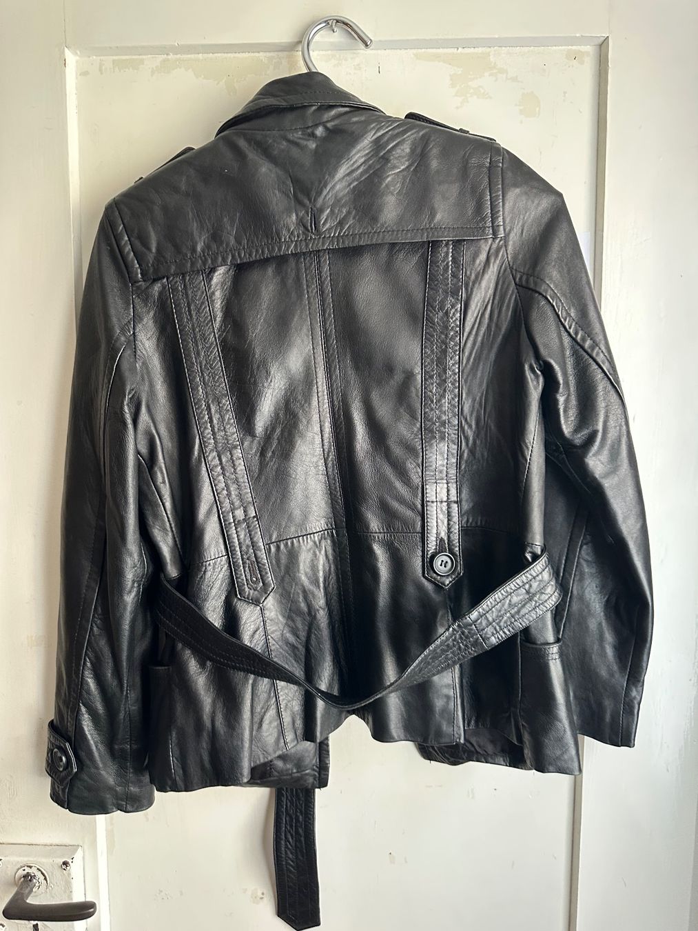 Jacken: Schwarze Lederjacke, Größe M – Gebraucht aus Basel von AglajaM 1