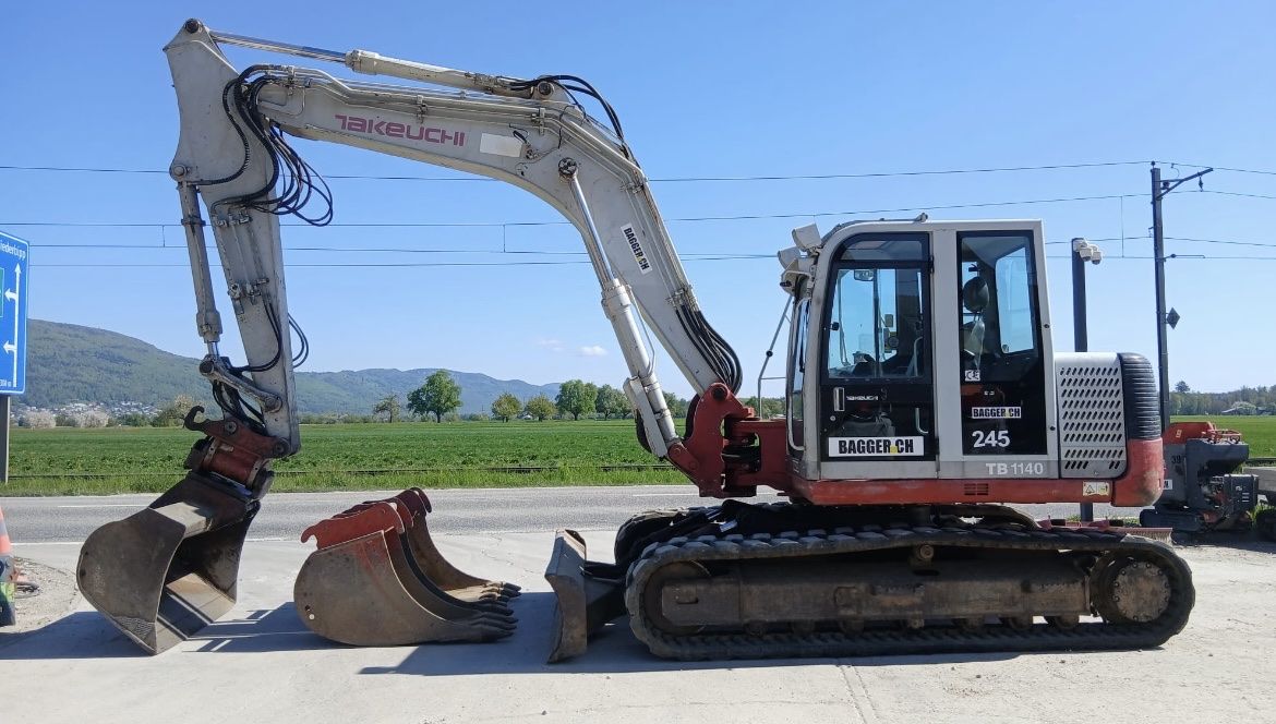 Takeuchi Excavateurs: Bagger 14 Tonen Takeuchi 1140  – D'occasion à Niederbipp par baggerch 9