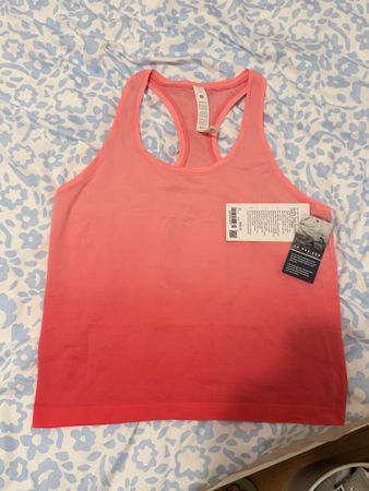 New Lululemon Swiftly Tech Racerback Tank 2.0 Race Sz 10