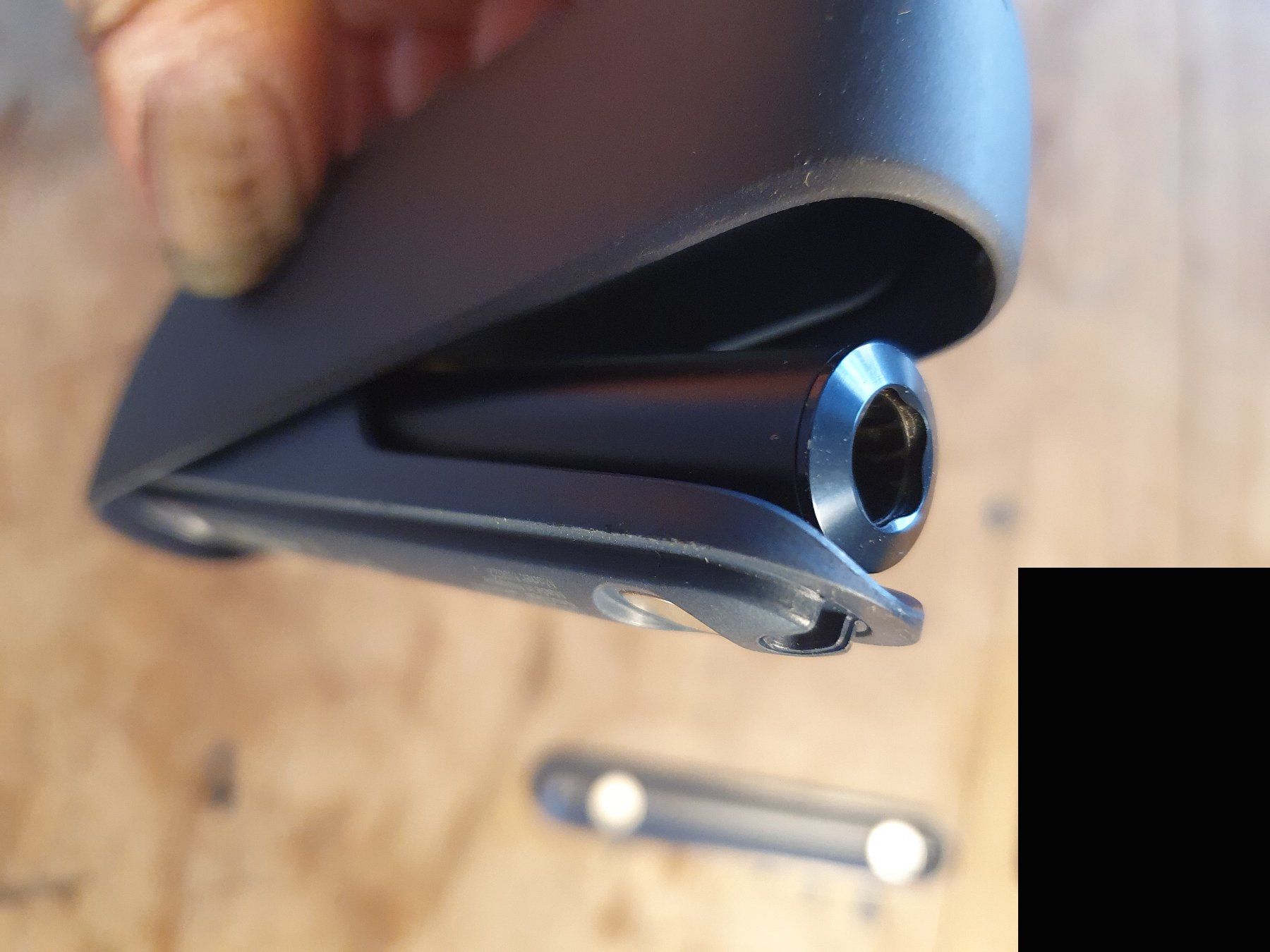 Iqos Sonstige Tabakwaren: IQOS Iluma Vaporizer – Gebraucht aus Zürich von loosebone 1