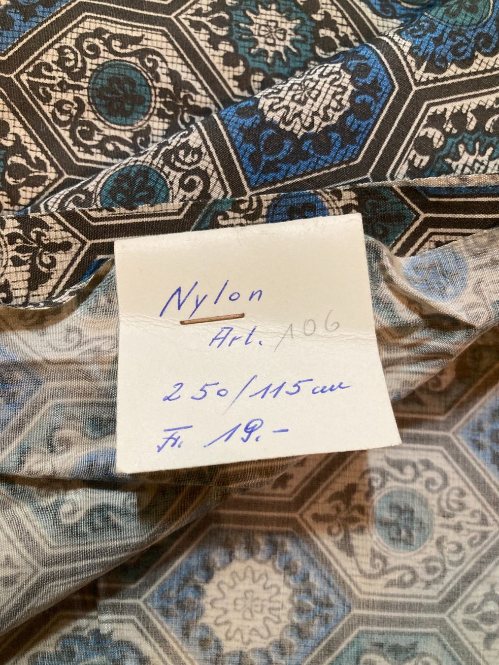 Tissus: Stoffcoupon – Neuf (Voir description) à Balsthal par dasesaro 1