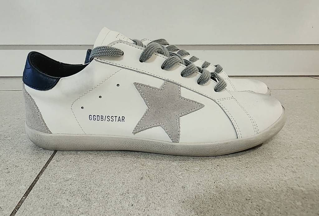 Scarpe da uomo: Sneakers weiss mit Stern Gr. 44 – Nuovo e nell'imballaggio originale da Wettingen venduto da Goldrake10 2
