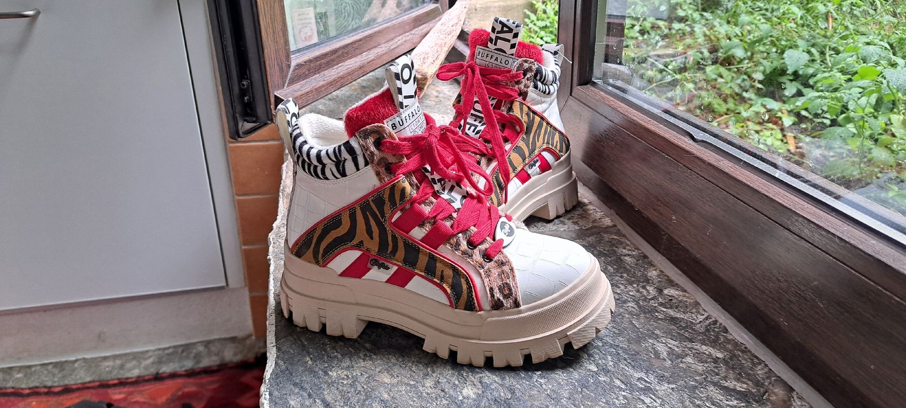 Buffalo Damenschuhe: Buffalo Aspha NC Animalier Vegan – Gebraucht aus Ponte Capriasca von mar_wh9m
