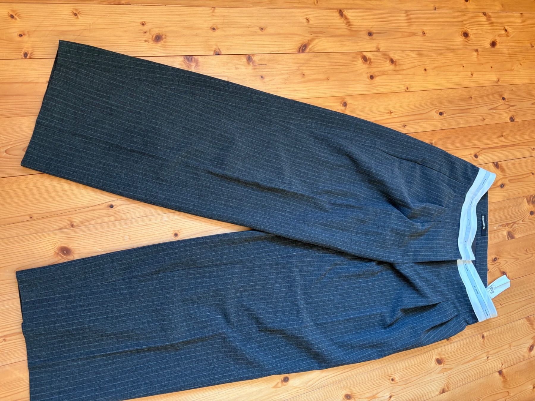 Cambio Hosen: Coole moderne Cambio gestreift Grösse 40 – Gebraucht aus Würenlos von maxli012 3