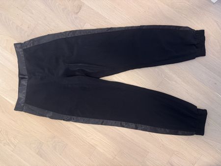 Topshop Pants Black Size UK 8 Elastic Waistband