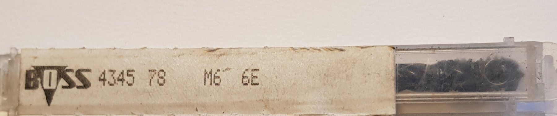Attrezzi per industria metallurgica: Gewindebohrer HSSE M6 Übermass – Nuovo e nell'imballaggio originale da Schwyz venduto da osirishelvetica 1