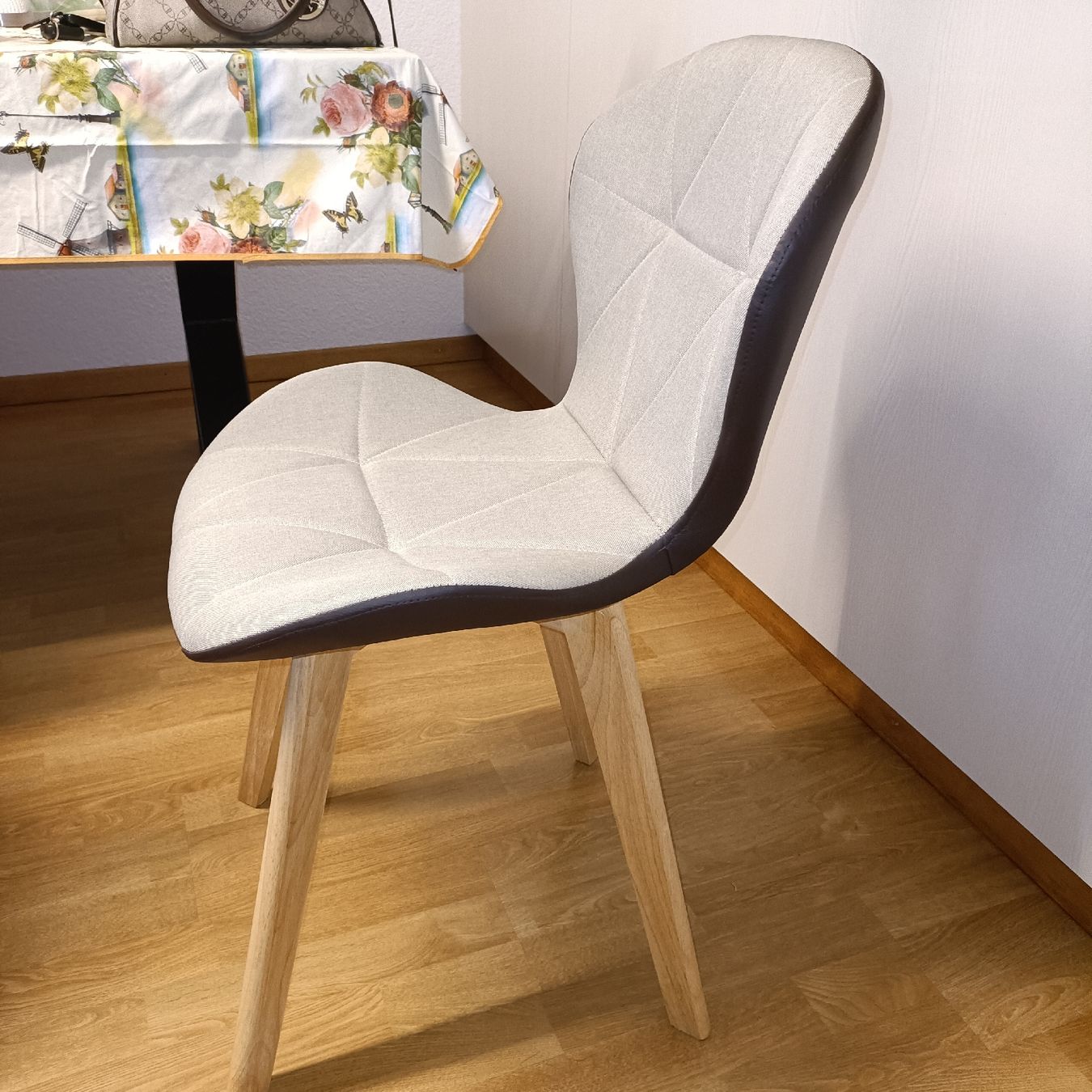 Sedie: Essstühle  8 stück Neu – Nuovo (secondo la descrizione) da Neuheim venduto da mahoni02 7