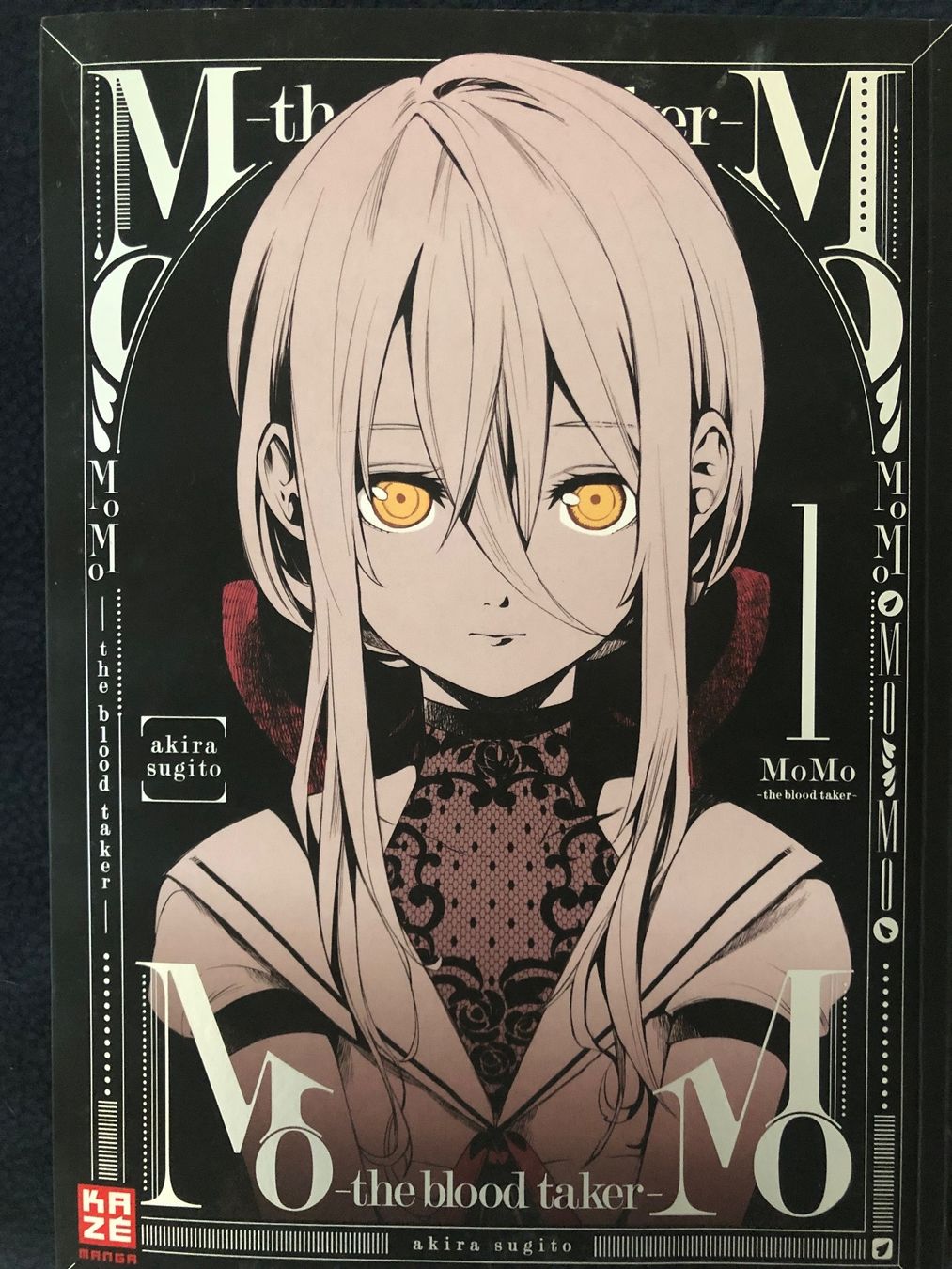 Fumetti: Manga - MoMo - the blood taker – Nuovo (secondo la descrizione) da Strengelbach venduto da 300870