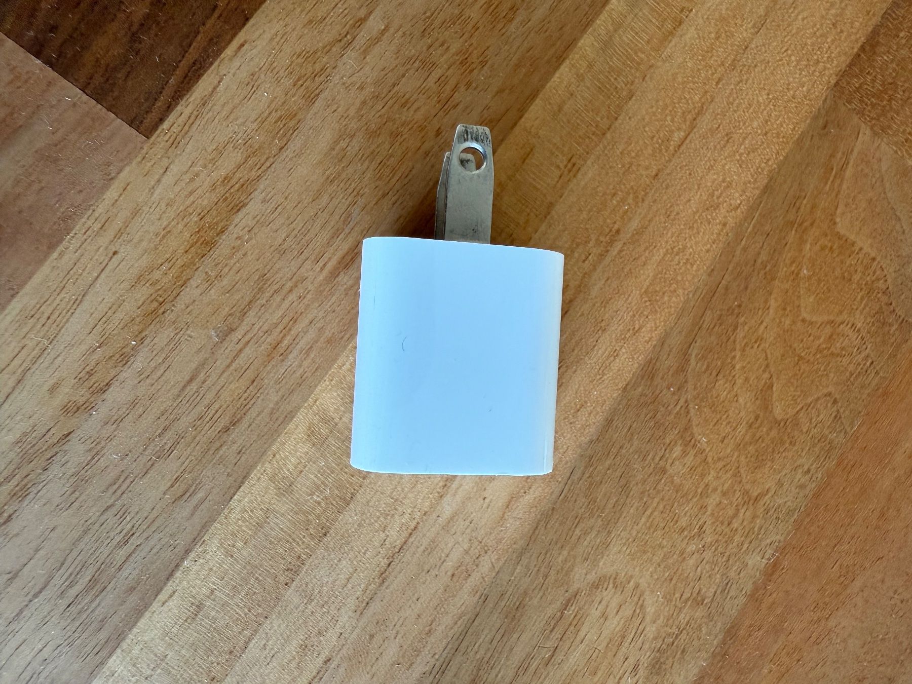 Apple Unità & Adattatore: Original Apple USB Power Adapter (US Version) – Usato da Baar venduto da s-nadine 1