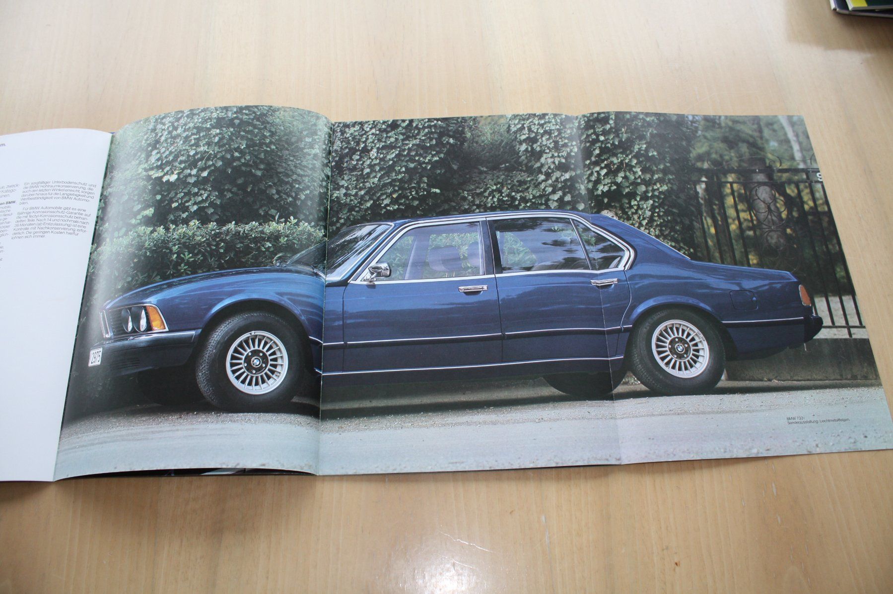 BMW Documenti: BMW 7er Prospekt E23  728/730/733i   2/1977 – Usato da Wikon venduto da erwin400 3