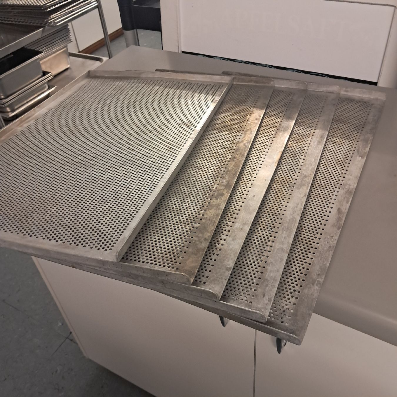 Appareils de cuisine: Lochbleche Gastro – D'occasion à Brüttisellen par fludi82 3