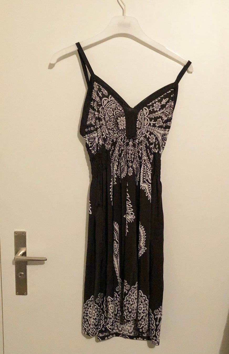 Vestiti: Damensommerkleid - Grösse M – Nuovo (secondo la descrizione) da Glattbrugg venduto da Ariel012