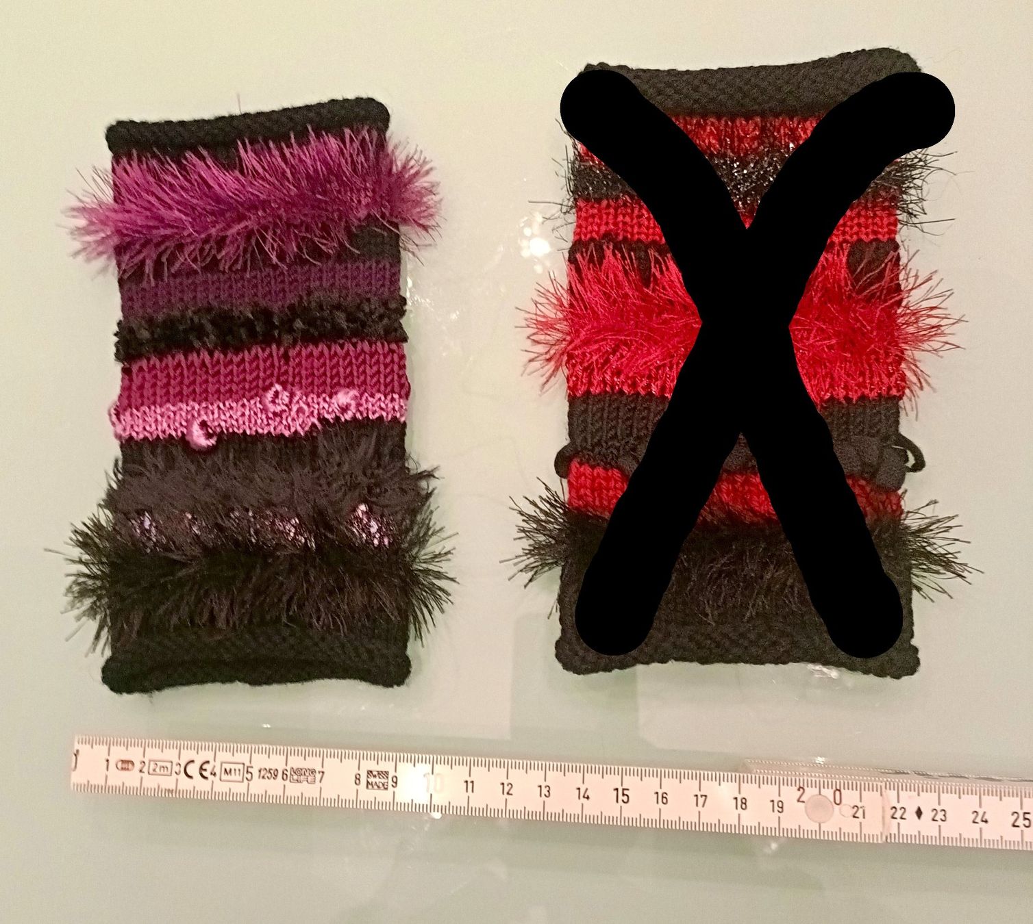 Altro in  Abbigliamento & Accessori: Hand gestrickte Pulswärmer  Lila – Nuovo e nell'imballaggio originale da Sitterdorf venduto da imsis 2