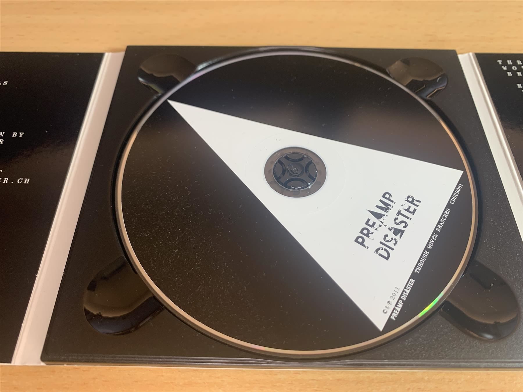 CD: Preamp Disaster – Through Woven Branches – Usato da Rikon im Tösstal venduto da Alpenmutz 2