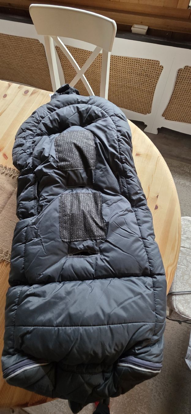Odenwälder Sacchi a pelo: Odenwälder Keepheat Fusssack – Usato da Kandersteg venduto da Foxtrott7777 3
