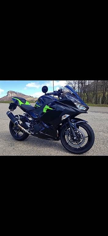 Kawasaki Strada: Kawasaki Ninja 400 ABS ab MFK – Usato da Strengelbach venduto da annalenabuerki 3