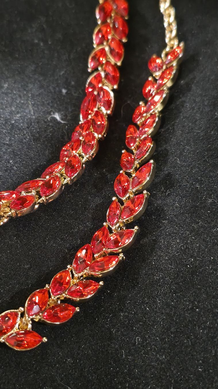 Catenine: Vergoldetes Schmuck 18k – Nuovo e nell'imballaggio originale da Hemmental venduto da Aureumgold
