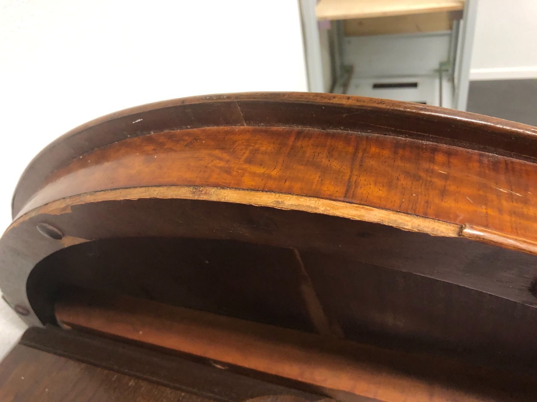 Tavoli: ancienne table – Usato da Lyss venduto da Schmuggler 3