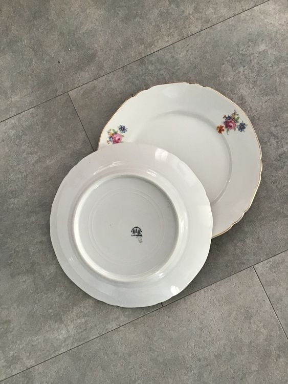 Antike Teller 2x... Kaufen auf Ricardo