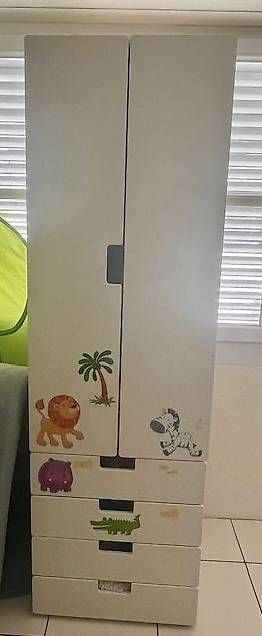 Ikea Armadi: Ikea Kinderschrank weiss – Usato da Horgen venduto da swiffymiffy