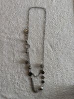 Halskette silberfarben mit Anhängern Modeschmuck