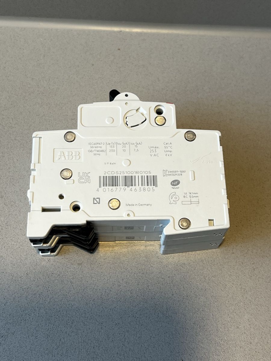 Lampade: 2Stk. ABB LS Typ B10, S201, neu. – Nuovo e nell'imballaggio originale da Stäfa venduto da FinTonic 2